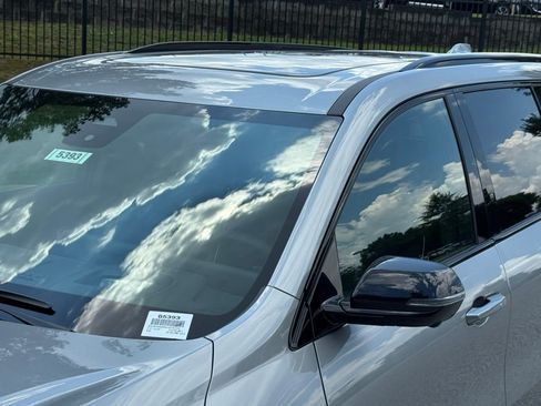 New 2025 Buick Enclave Sport Touring w/ Super Cruise Package image 10