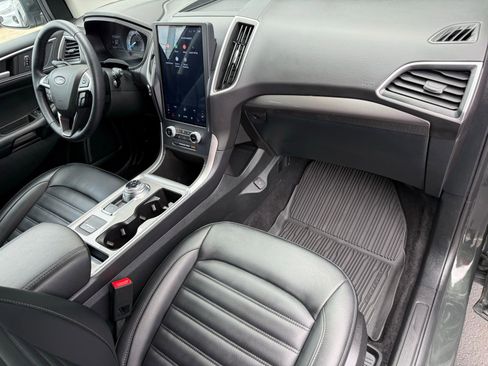 Used 2023 Ford Edge SEL w/ Convenience Package image 19