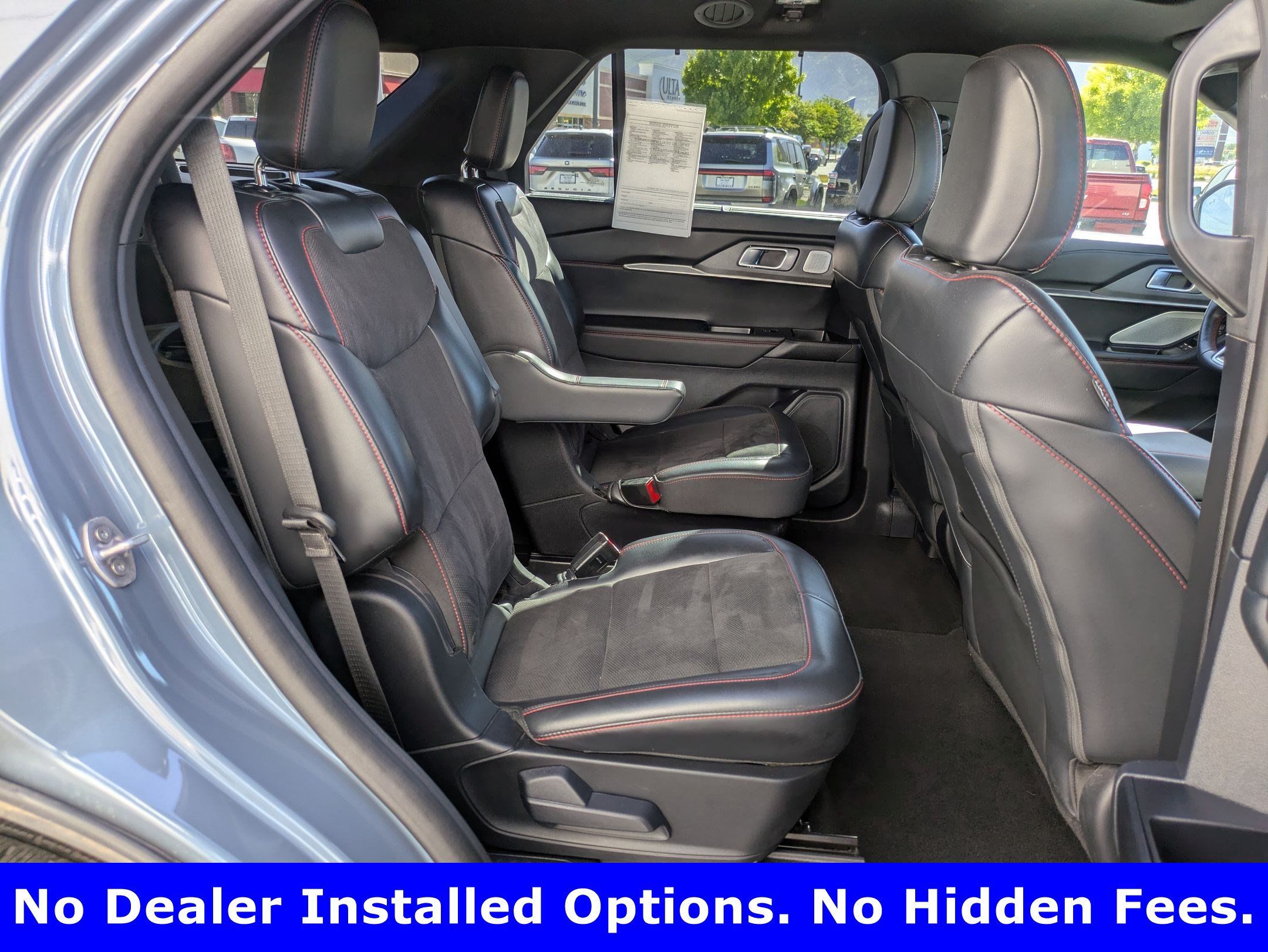 Used 2025 Ford Explorer ST AWD/4WD image 31
