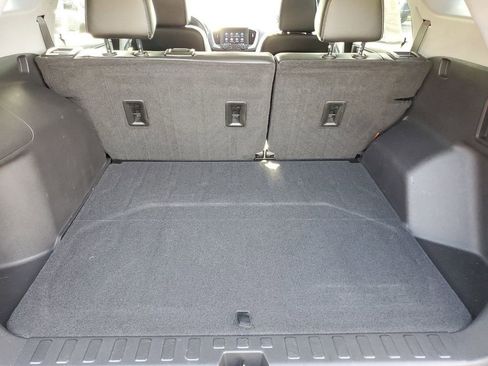 Used 2022 GMC Terrain SLT image 7