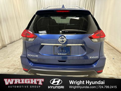 Used 2020 Nissan Rogue SV image 5