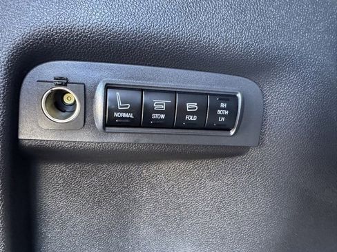 Used 2012 Ford Explorer Limited image 33