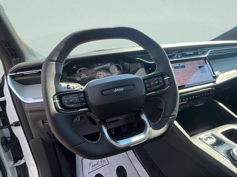 New 2026 Jeep Cherokee Limited AWD/4WD image 13