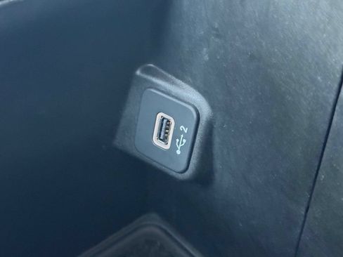 Used 2022 Jeep Wrangler Sport AWD/4WD image 25