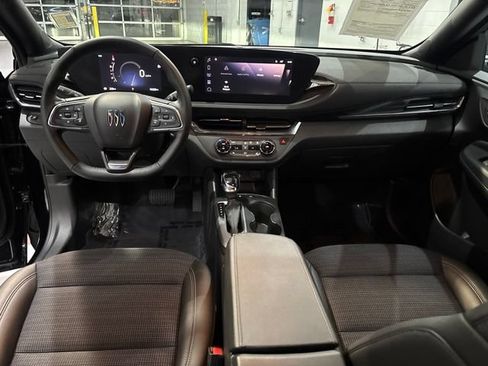 Certified 2025 Buick Envista Preferred w/ Convenience I Package FWD image 28