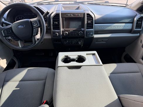 Used 2022 Ford F250 XLT w/ XLT Premium Package AWD/4WD image 15