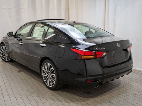 New 2025 Nissan Altima 2.5 SL image 4