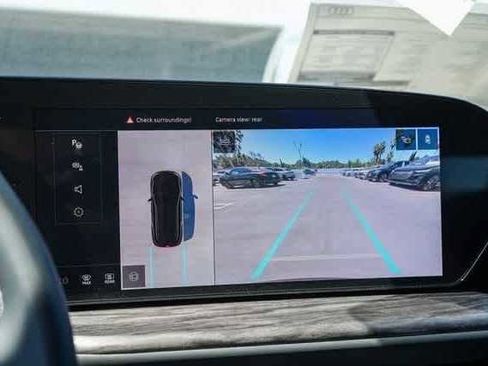 New 2025 Audi Q5 Prestige image 31