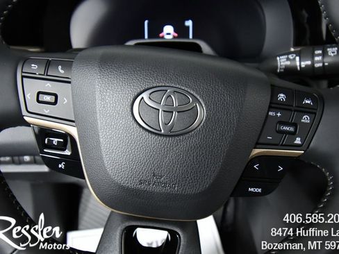 New 2026 Toyota Crown Signia image 2