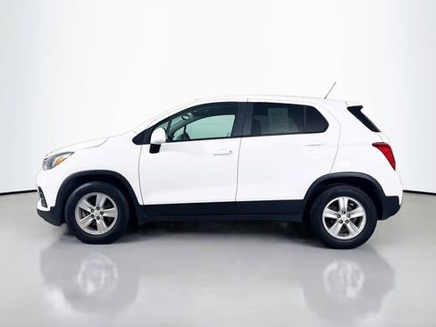 Used 2020 Chevrolet Trax LS w/ Tint and Cruise Package image 4