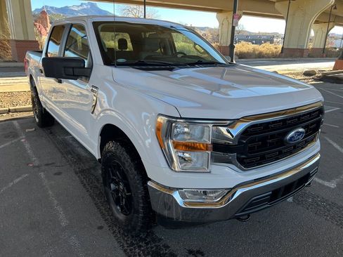 Used 2021 Ford F150 XLT image 3