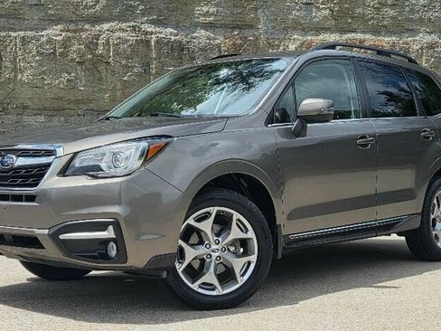 Used 2018 Subaru Forester 2.5i Touring w/ Popular Package #2 AWD/4WD image 3