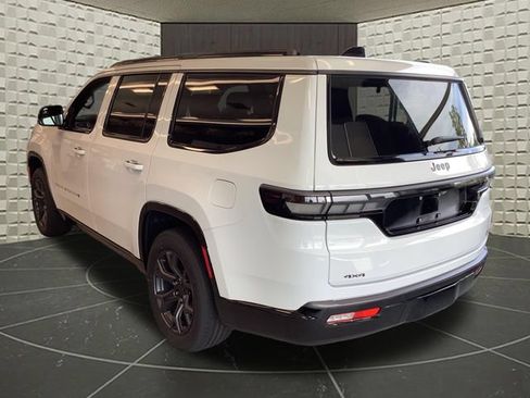 New 2026 Jeep Grand Wagoneer Limited w/ Premium Group II AWD/4WD image 2
