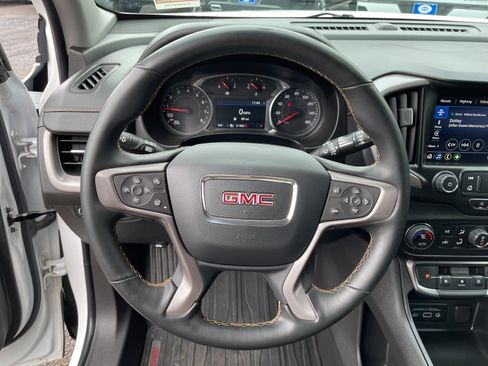 Used 2024 GMC Terrain AT4 image 15