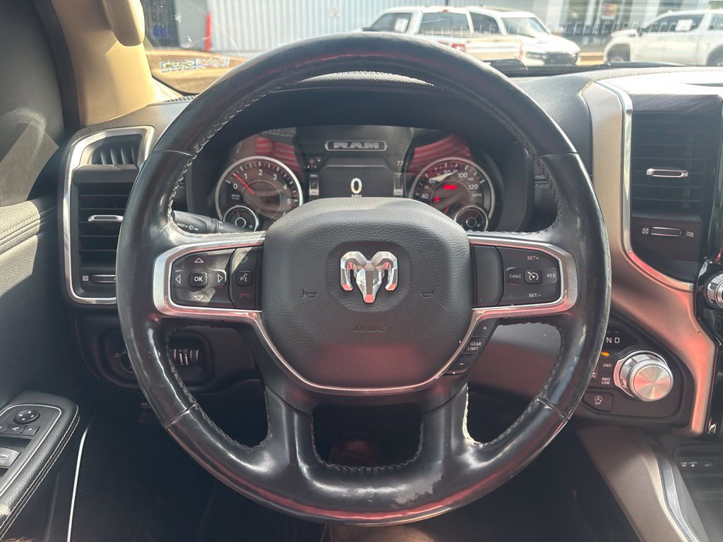 Used 2019 RAM 1500 Laramie AWD/4WD image 13
