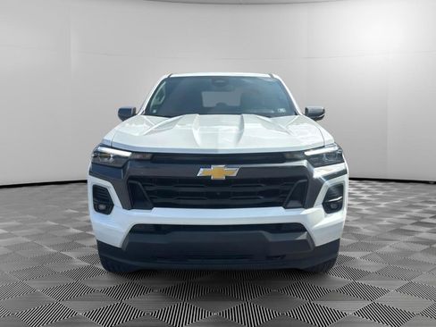 Used 2025 Chevrolet Colorado LT w/ LT Convenience Package AWD/4WD image 7