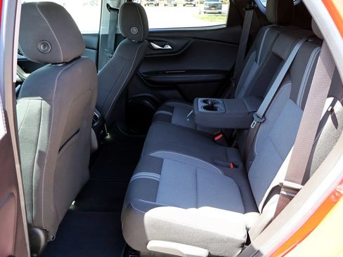 Used 2024 Chevrolet Blazer LT w/ Convenience Package FWD image 13