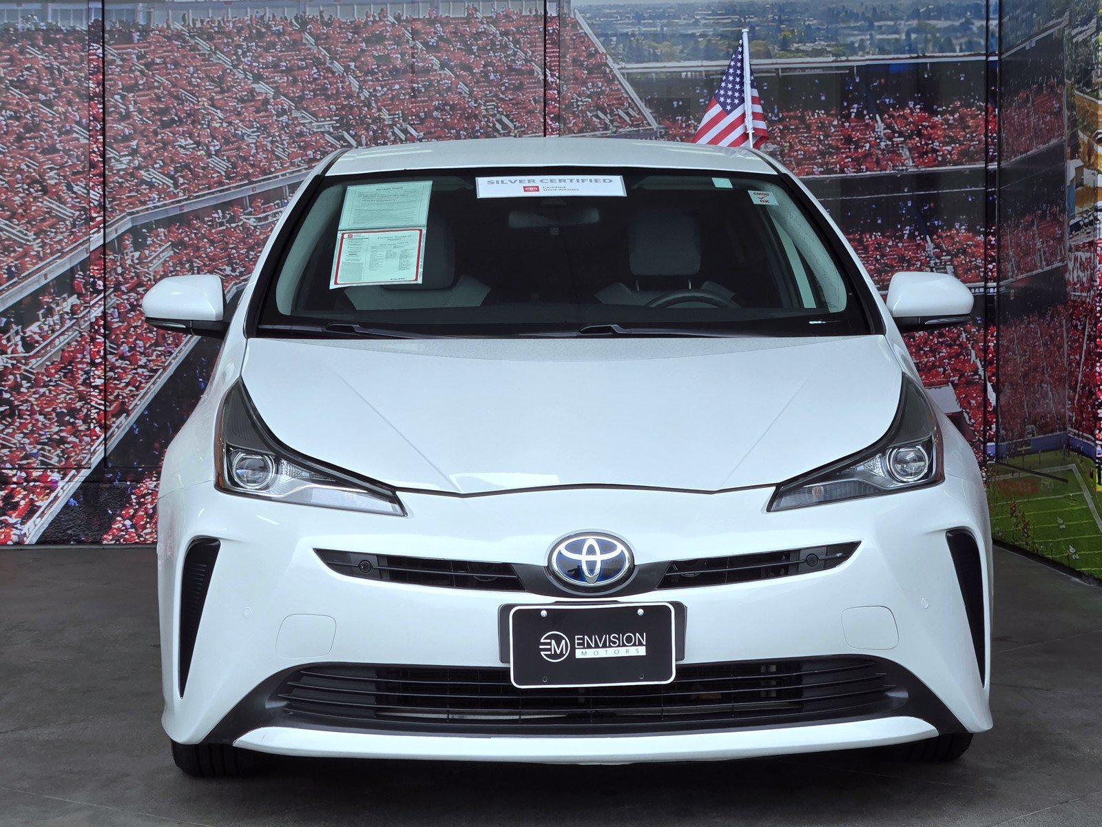 Used 2021 Toyota Prius LE w/ Carpet Mat Package (TMS) FWD image 3