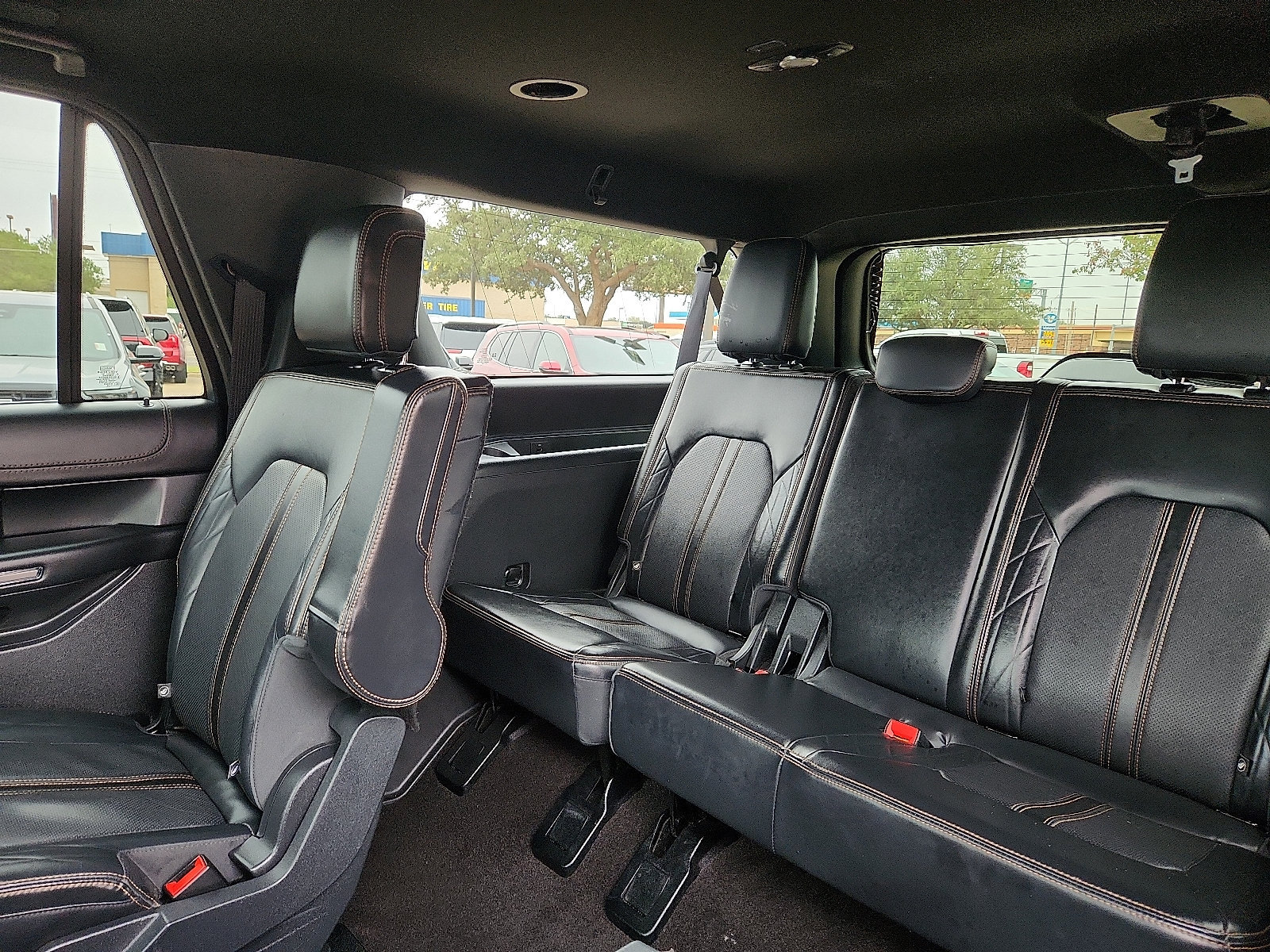 Used 2023 Ford Expedition Max Platinum AWD/4WD image 13
