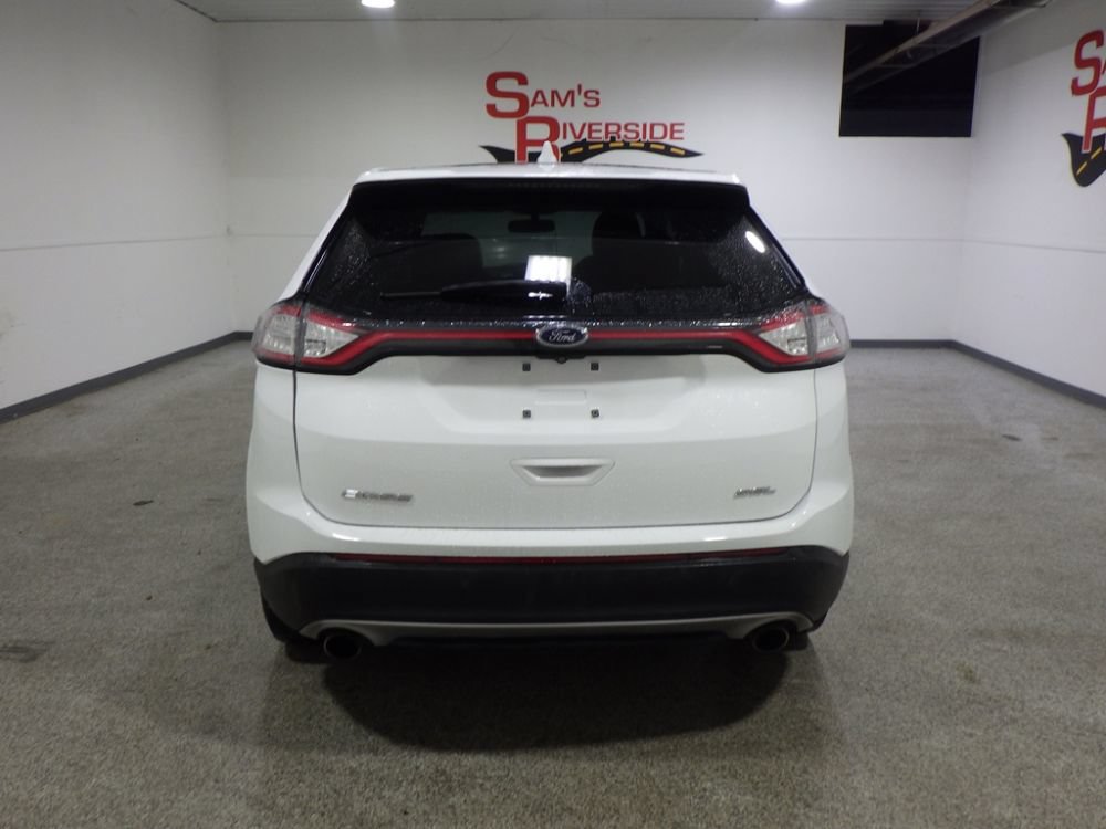 Used 2016 Ford Edge SEL w/ Equipment Group 201A AWD/4WD image 3