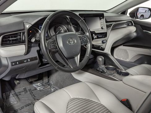 Used 2023 Toyota Camry SE image 14