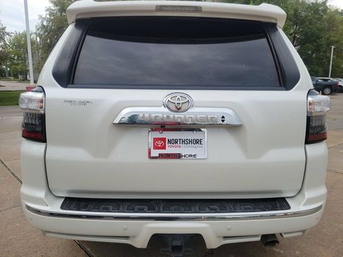 Used 2018 Toyota 4Runner Limited RWD image 4