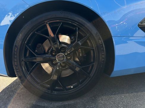 Used 2021 Chevrolet Corvette Stingray Preferred Conv w/ Z51 Performance Package image 16