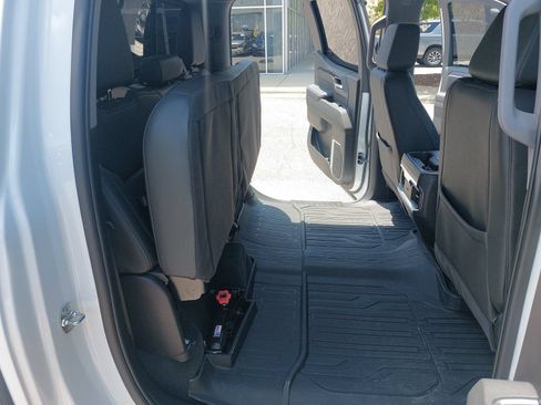 Used 2025 GMC Sierra 1500 Elevation w/ Elevation Premium Package AWD/4WD image 13