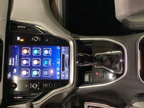 Used 2021 Subaru Outback Limited image 14