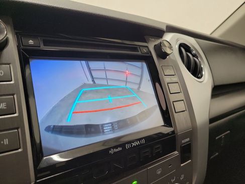 Used 2017 Toyota Tundra SR5 image 25