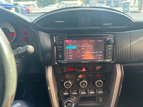 Used 2014 Scion FR-S image 11