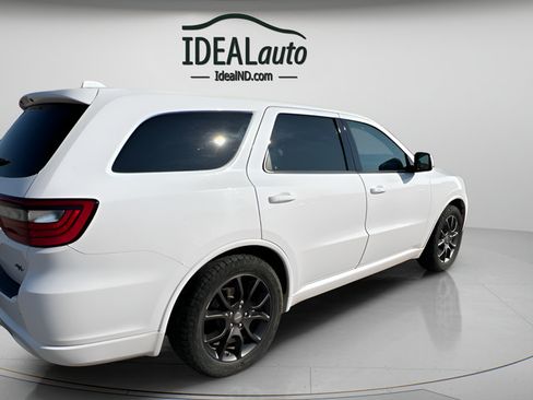 Used 2017 Dodge Durango R/T w/ Trailer Tow Group IV AWD/4WD image 3