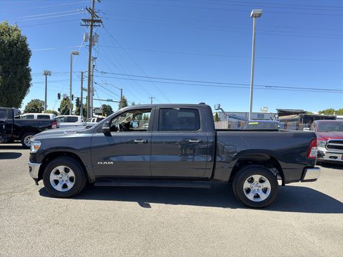 Used 2020 RAM 1500 Big Horn AWD/4WD image 2