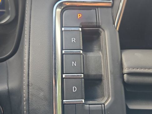 Used 2023 Chevrolet Tahoe LT w/ LT Signature Package RWD image 11