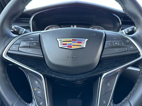 Certified 2025 Cadillac XT5 Premium Luxury image 28