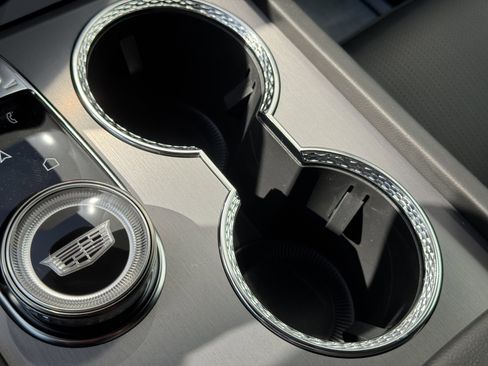 New 2026 Cadillac Vistiq Luxury image 28