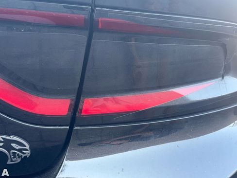 Used 2020 Dodge Charger SRT Hellcat w/ Harman/Kardon Audio Group RWD image 9