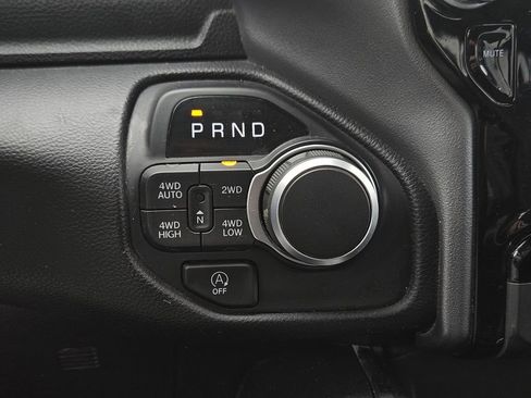 Used 2025 RAM 1500 Big Horn AWD/4WD image 26