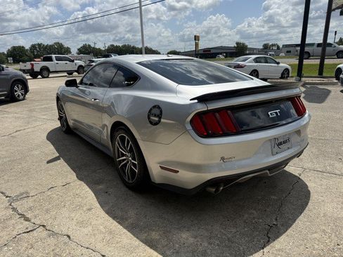 Used 2017 Ford Mustang GT Premium RWD image 8