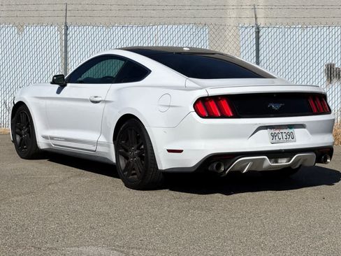 Used 2016 Ford Mustang Premium w/ Pony Package RWD image 5