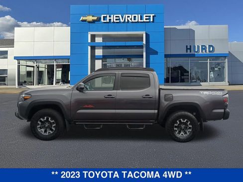 Used 2023 Toyota Tacoma TRD Off-Road AWD/4WD image 8