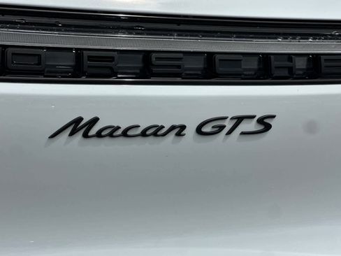 Used 2023 Porsche Macan GTS AWD/4WD image 33