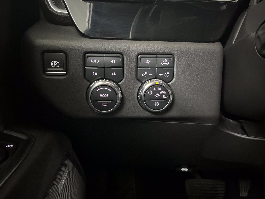 Used 2023 GMC Sierra 1500 SLT w/ SLT Convenience Package AWD/4WD image 59