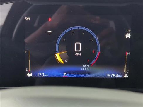 Used 2025 Chevrolet Trax RS w/ Driver Confidence Package FWD image 10
