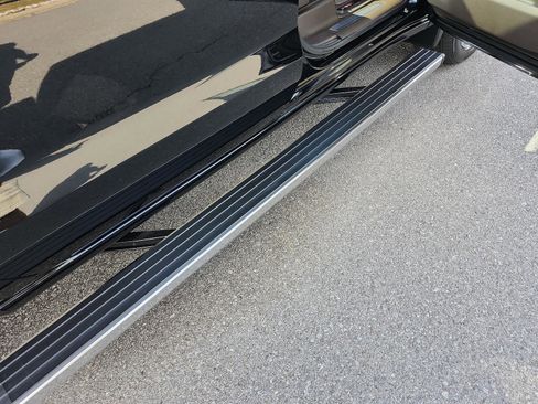 Certified 2025 GMC Sierra 1500 Denali w/ Denali Reserve Package image 8