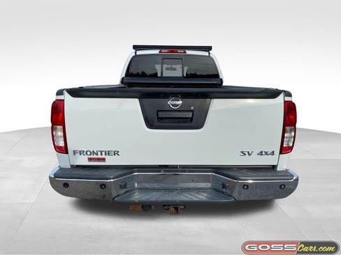 Used 2017 Nissan Frontier SV w/ SV Value Truck Package image 4