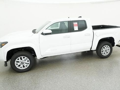 New 2025 Toyota Tacoma SR5 image 2