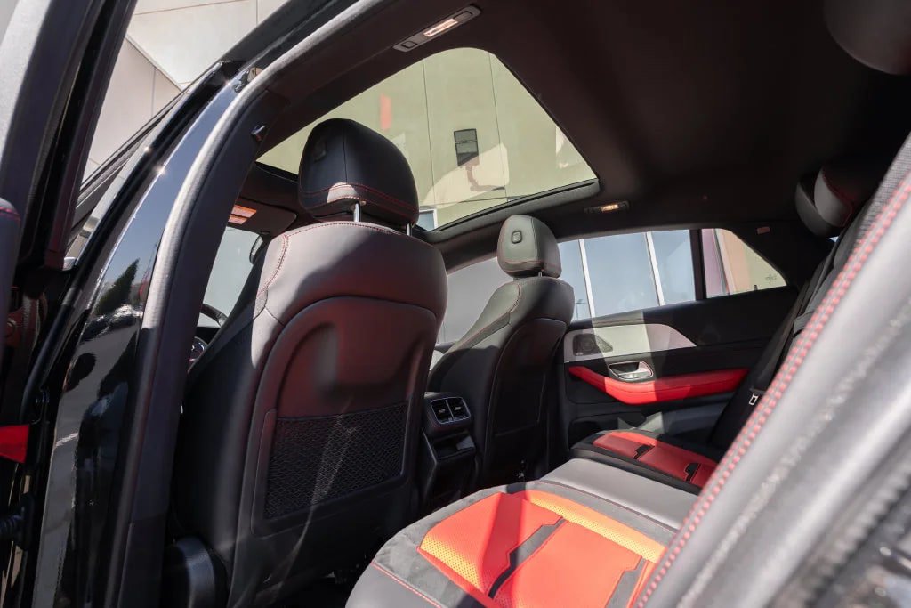 Used 2025 Mercedes-Benz GLE 53 AMG 4MATIC Coupe image 37