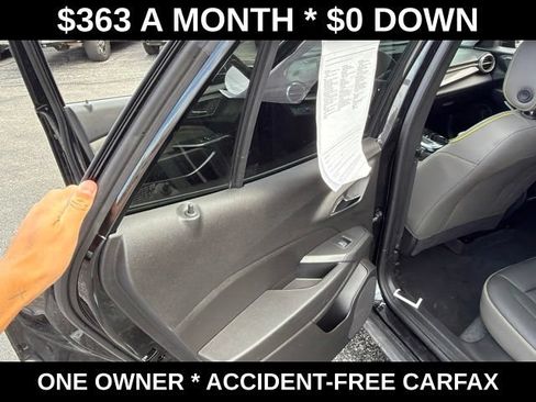 Used 2024 Chevrolet Trax ACTIV w/ Sunroof Package FWD image 34