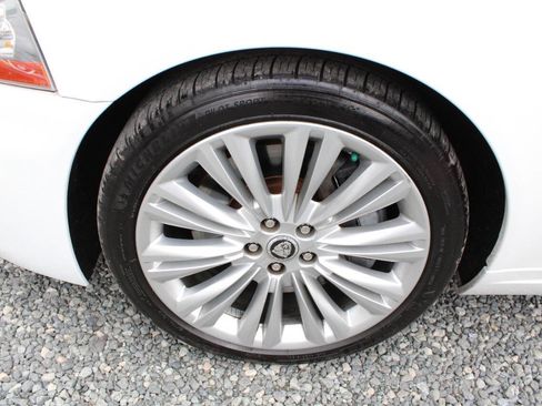 Used 2011 Jaguar XK Convertible image 19